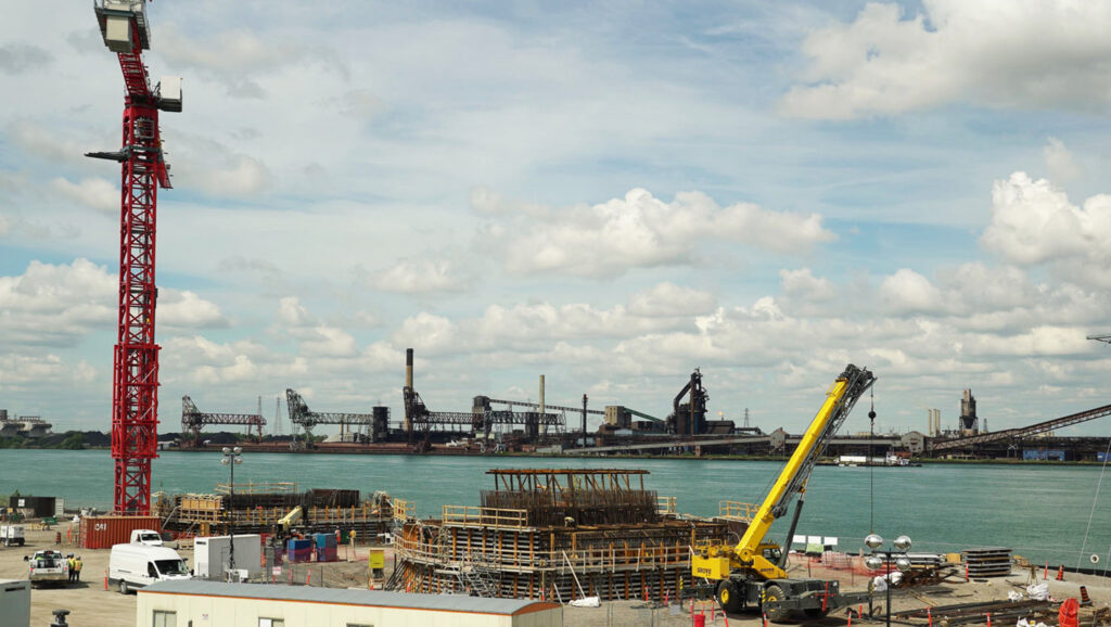 crane at the bridge construction site