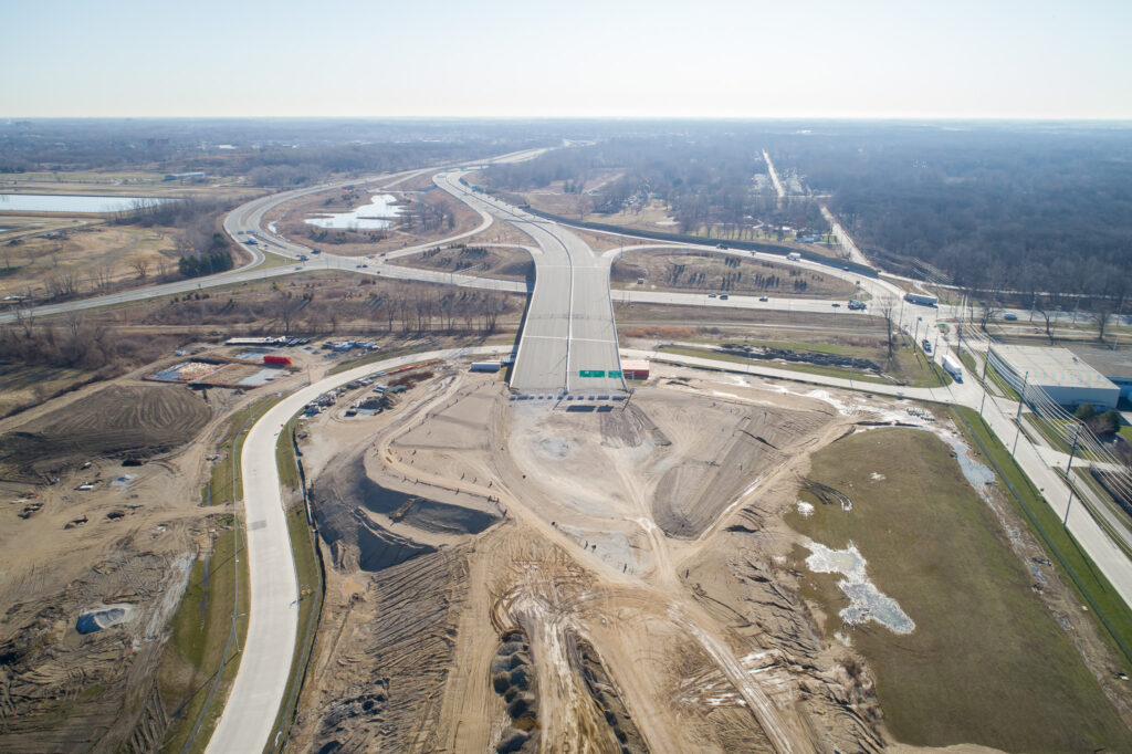 path leading to the construction of the toll booth