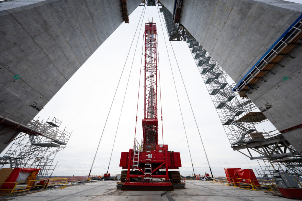 crane at the bridge construction site