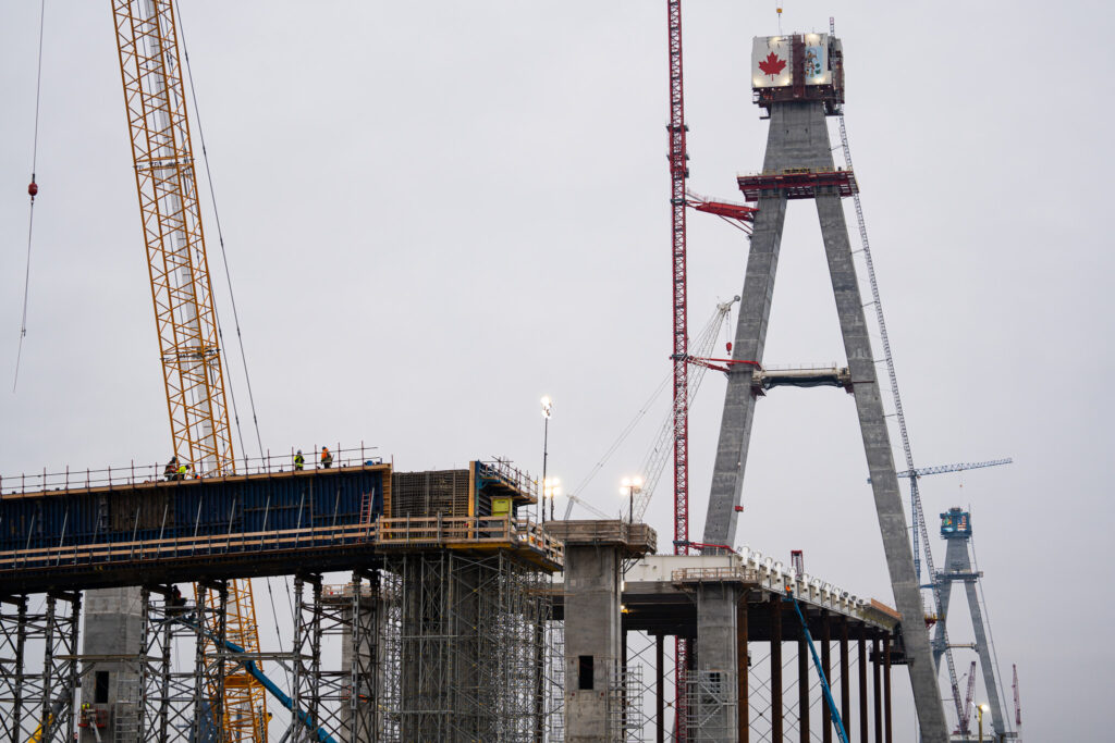 CAN Bridge deck and piers