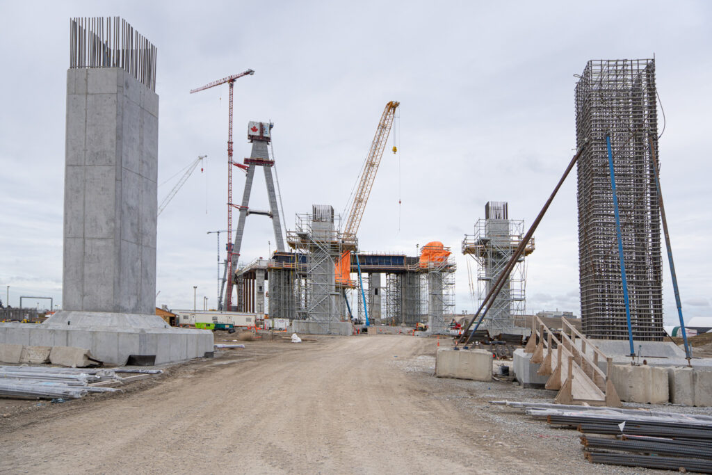 CAN Bridge deck and piers
