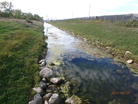 view of water runoff from shoreline