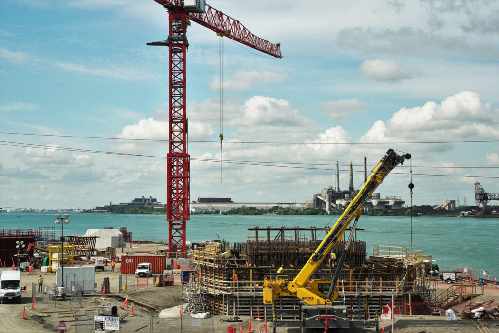 crane at the bridge construction site
