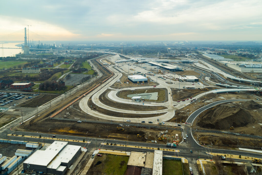 full customs building