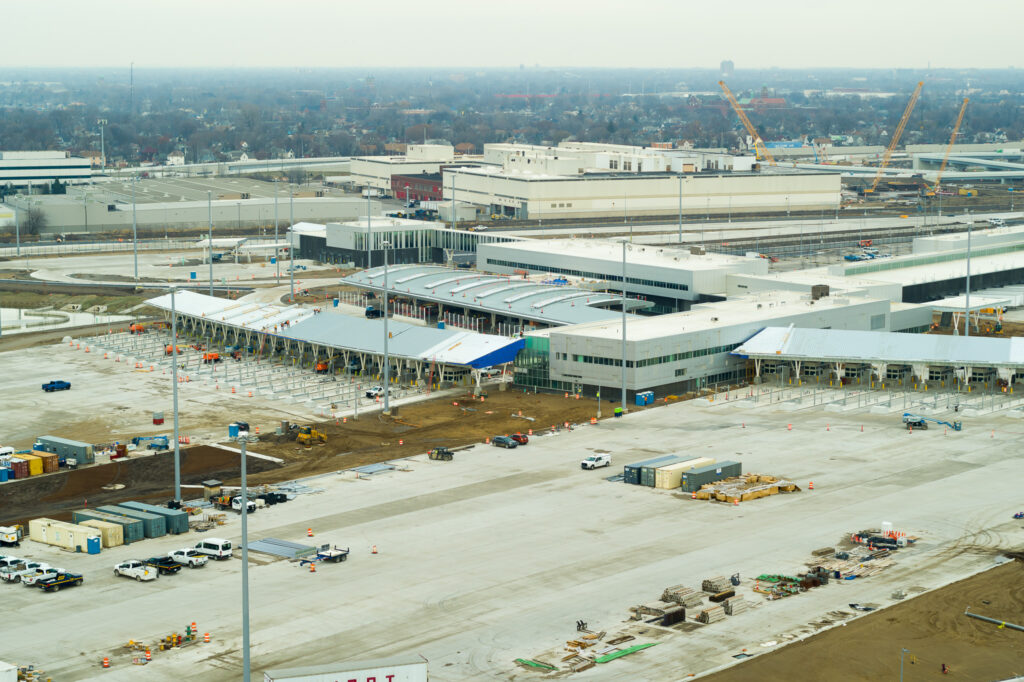 full customs building