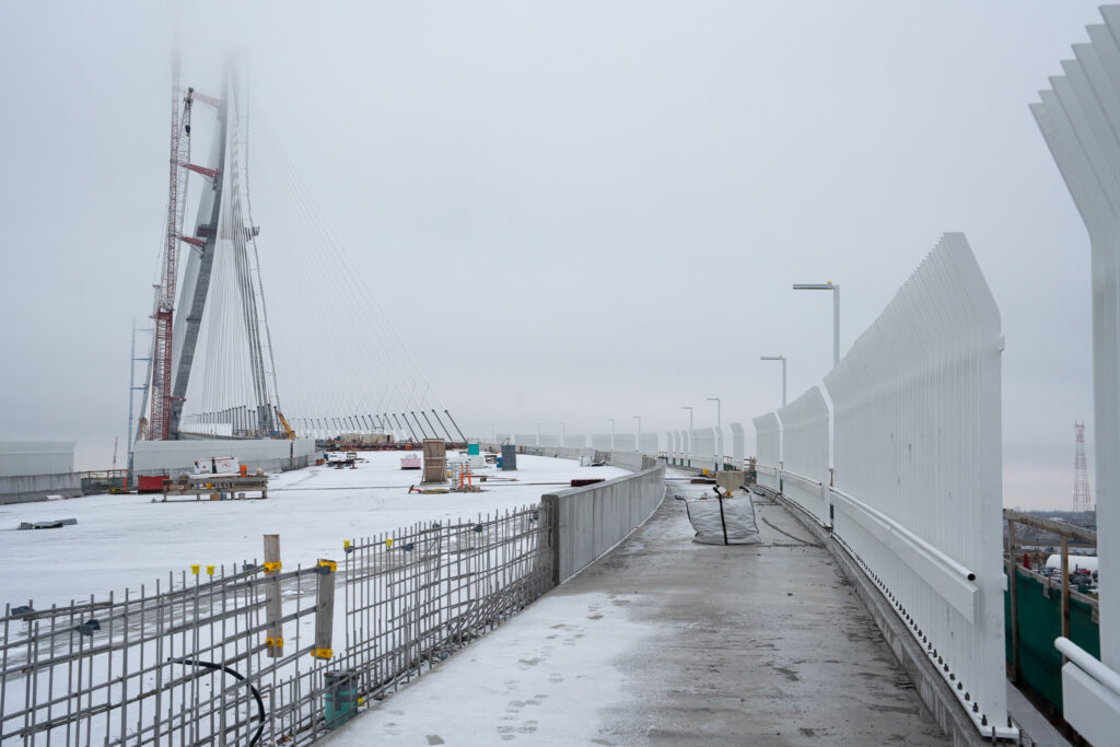 Bridge safety fencing