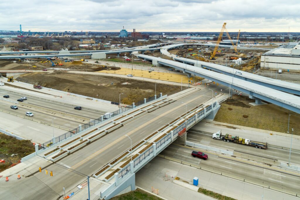 Michigan Interchange Progress Photo - December 2024 (19)