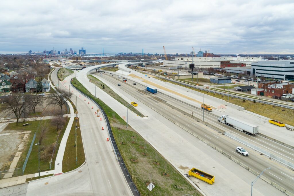 Michigan Interchange Progress Photo - December 2024 (29)