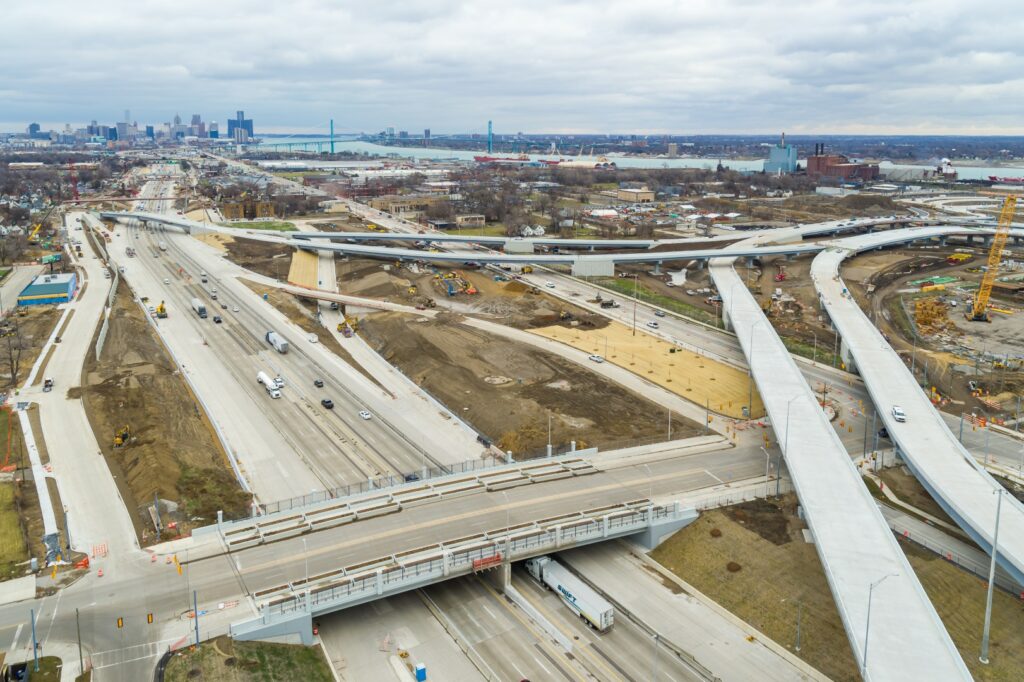 Michigan Interchange Progress Photo - December 2024 (31)