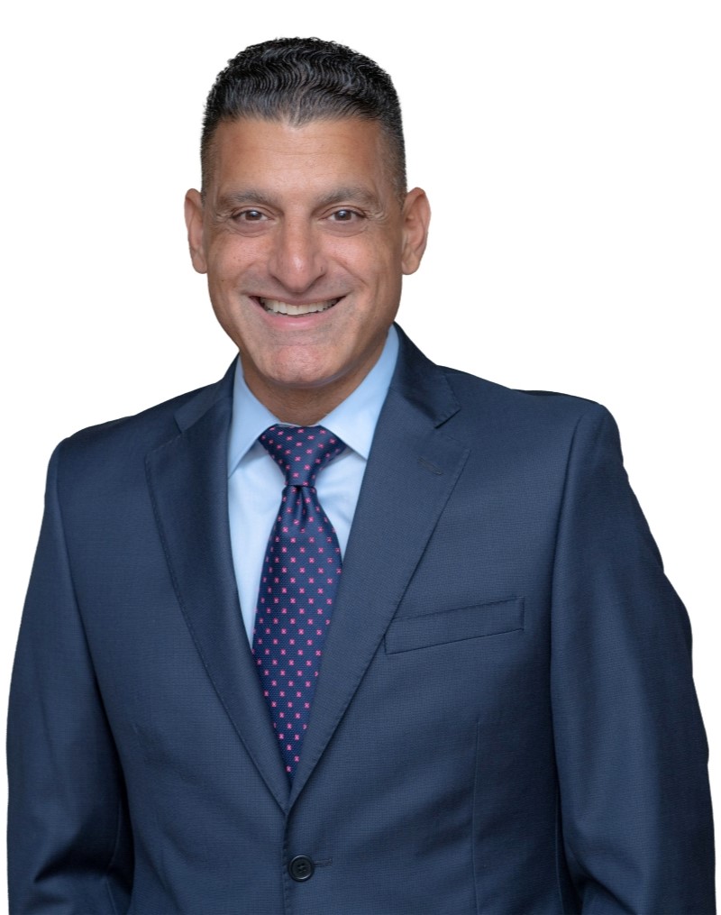 Professional headshot photo of Eddie Francis